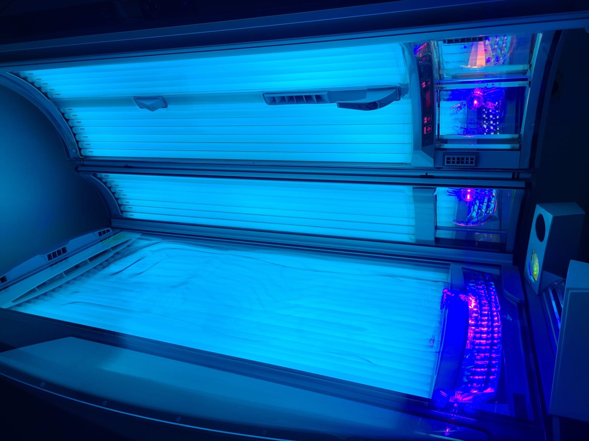 Easy Tan Hove | Tanning Salon & Spray Tans in Brighton & Hove